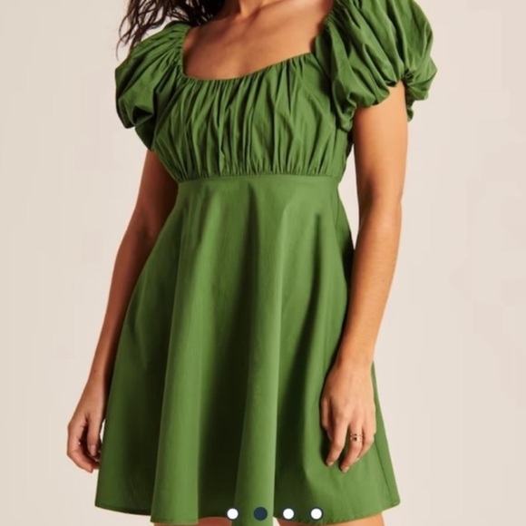 Abercombie Green Puff Sleeve Dress